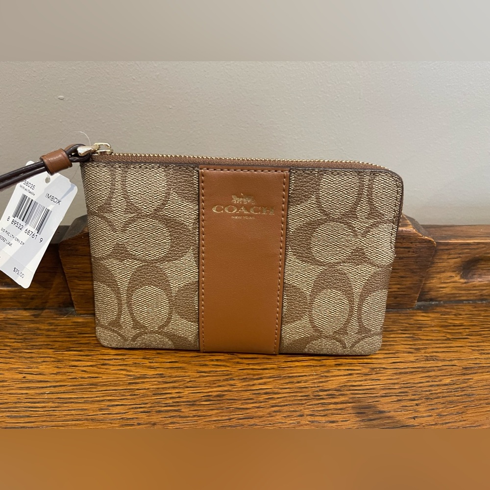 coach canvas with crossgrain leather trim Corner Zip wristlet BNWT